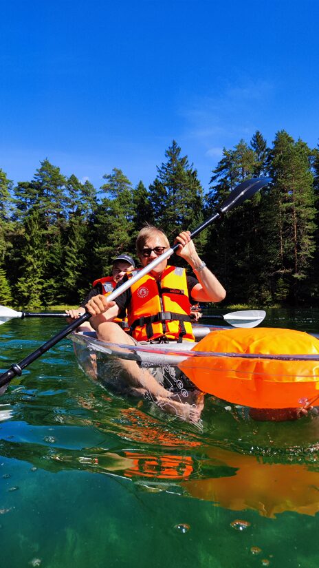 Klaaskajakiga elamusretk Roosna-Alliku allikajärvel