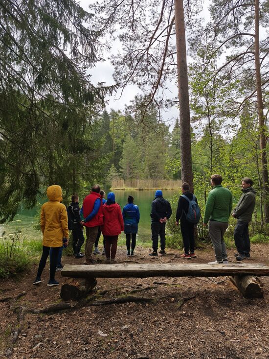 Loodusgiidiga loodushelide ja -häälte matk