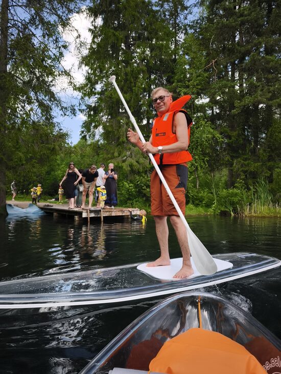 KlaasSUPilauaga elamusretk Roosna-Alliku allikajärvel