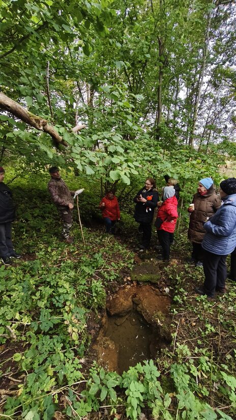 Loodusgiidist jahitargaga retk metsa