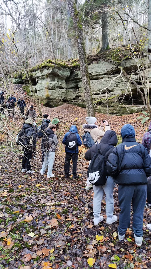 Sandstone caves on the Ubari ropes hike