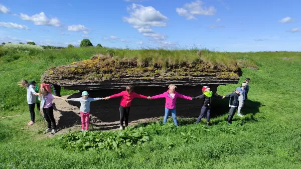 Kivikkoseeni (muodostelma) Kostiveren karstialueella